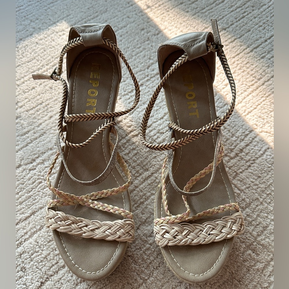 Report Women’s Tan Wedges- size 12